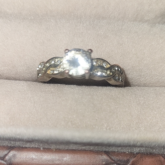 925 Sterling Silver Jewelry - Vintage 925 Sterling Silver Intertwined Solitaire CZ Ring